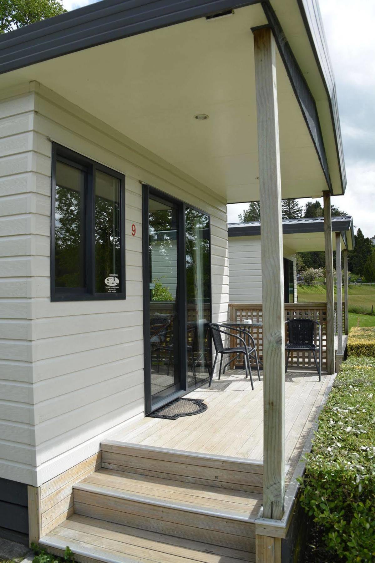 Waitomo Top 10 Holiday Park Пещеры Вайтомо Экстерьер фото